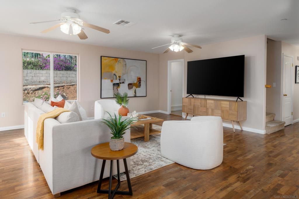 Image 3 of property listing at 1626 La Presa Ave, Spring Valley, CA 91977