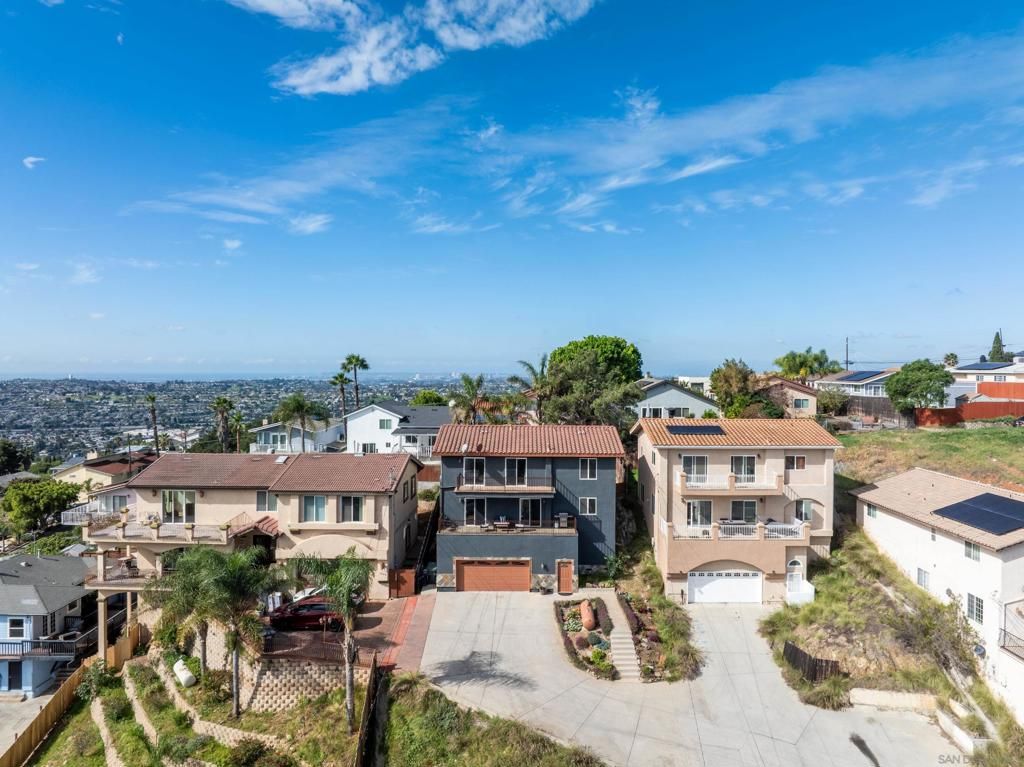 Image 34 of property listing at 1626 La Presa Ave, Spring Valley, CA 91977