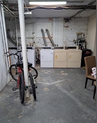 1111 Blue Hill 9, Boston, MA 02124