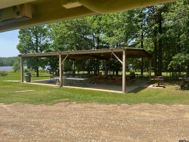 71 Private Road 52436, Pittsburg, TX 75686