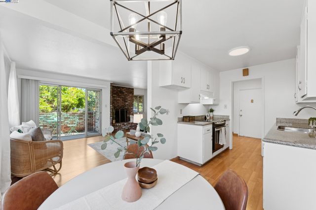 1601 Broadway 5, Alameda, CA 94501