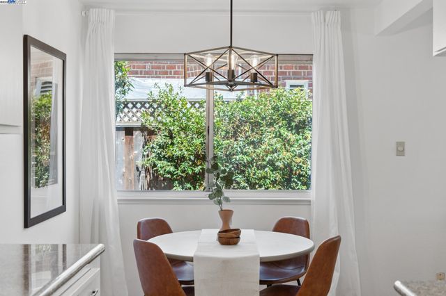 1601 Broadway 5, Alameda, CA 94501
