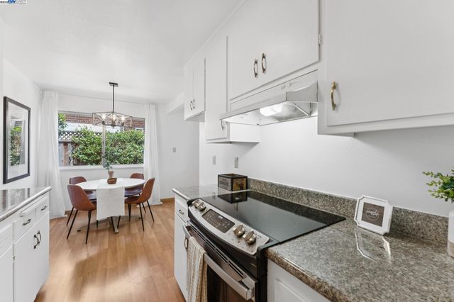 1601 Broadway 5, Alameda, CA 94501