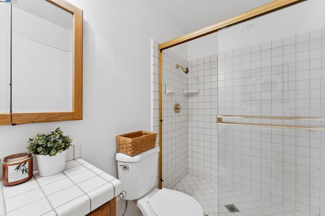 1601 Broadway 5, Alameda, CA 94501