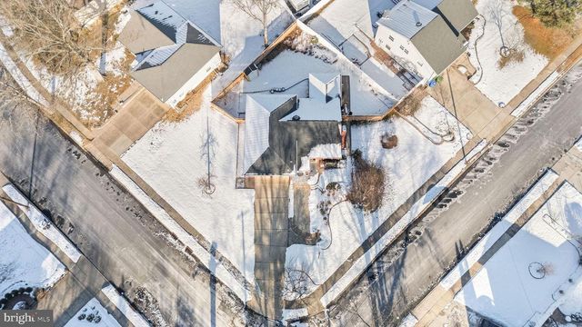 169 CHERRY TREE LN, Cherry Hill, NJ 08002