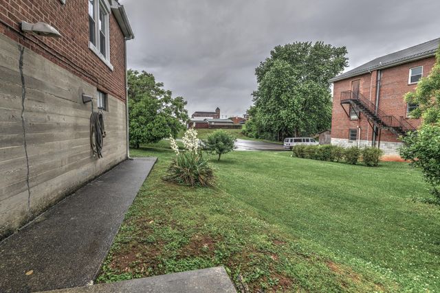 126 Crawford Avenue, Somerset, KY 42501