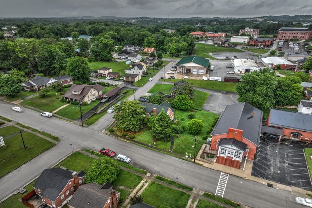 126 Crawford Avenue, Somerset, KY 42501