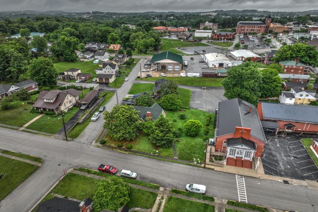 126 Crawford Avenue, Somerset, KY 42501