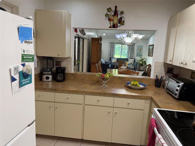 6711 S Parkway Drive 2-10, Margate, FL 33068