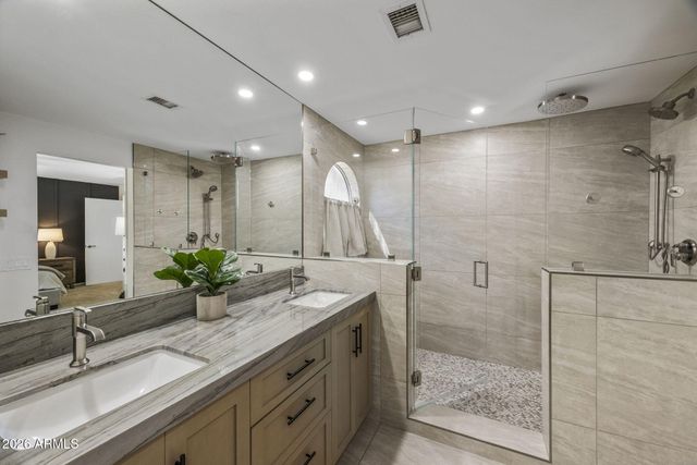 4539 E St John Road, Phoenix, AZ 85032