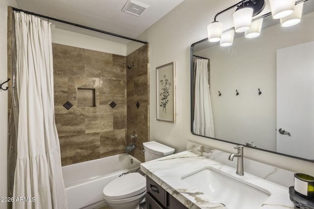 4539 E St John Road, Phoenix, AZ 85032