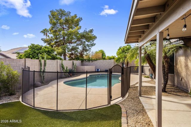 4539 E St John Road, Phoenix, AZ 85032