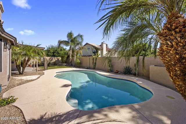 4539 E St John Road, Phoenix, AZ 85032