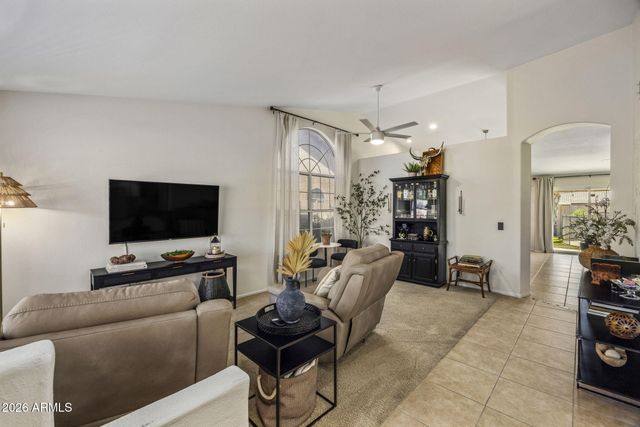 4539 E St John Road, Phoenix, AZ 85032