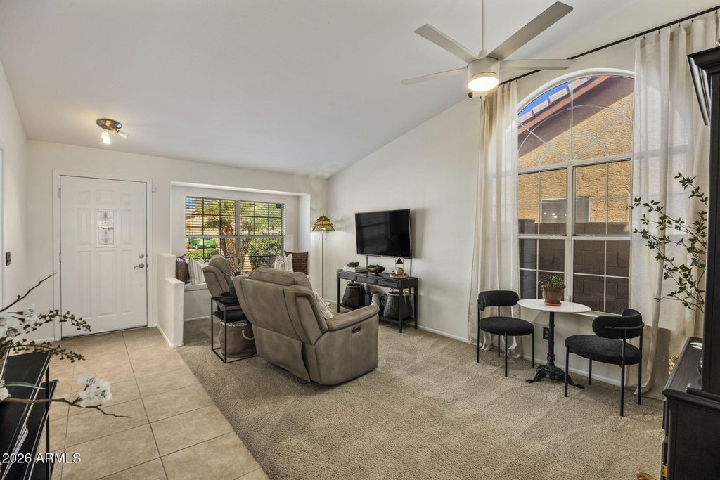 4539 E St John Road, Phoenix, AZ 85032 — photo 3