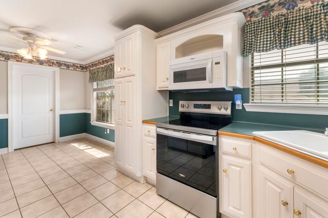 17 Summerset, Cabot, AR 72023