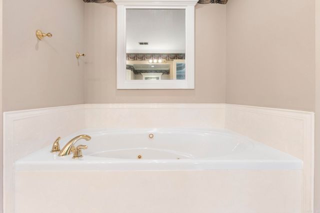 17 Summerset, Cabot, AR 72023