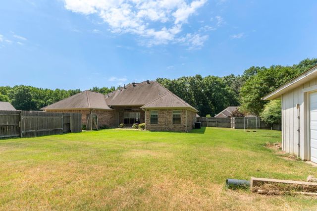 17 Summerset, Cabot, AR 72023