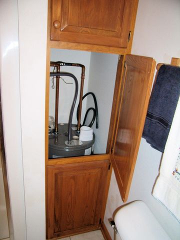 760 Ln 136 Turkey Lake, Hudson, IN 46747