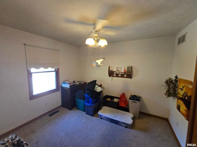 416 KENNEDY Drive, Metamora, IL 61548