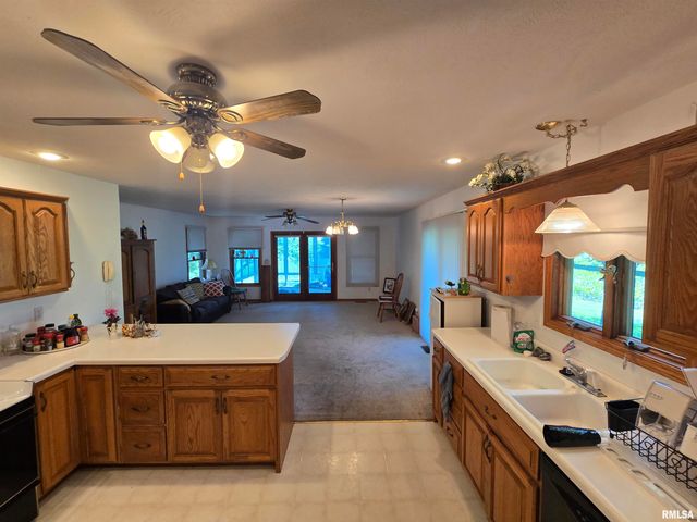 416 KENNEDY Drive, Metamora, IL 61548