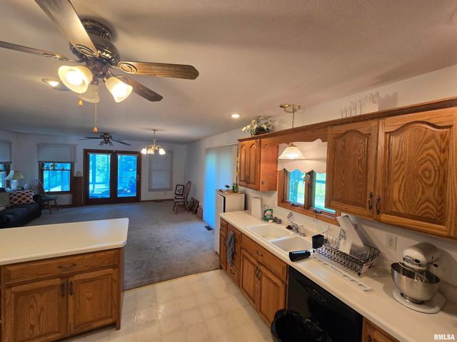 416 KENNEDY Drive, Metamora, IL 61548