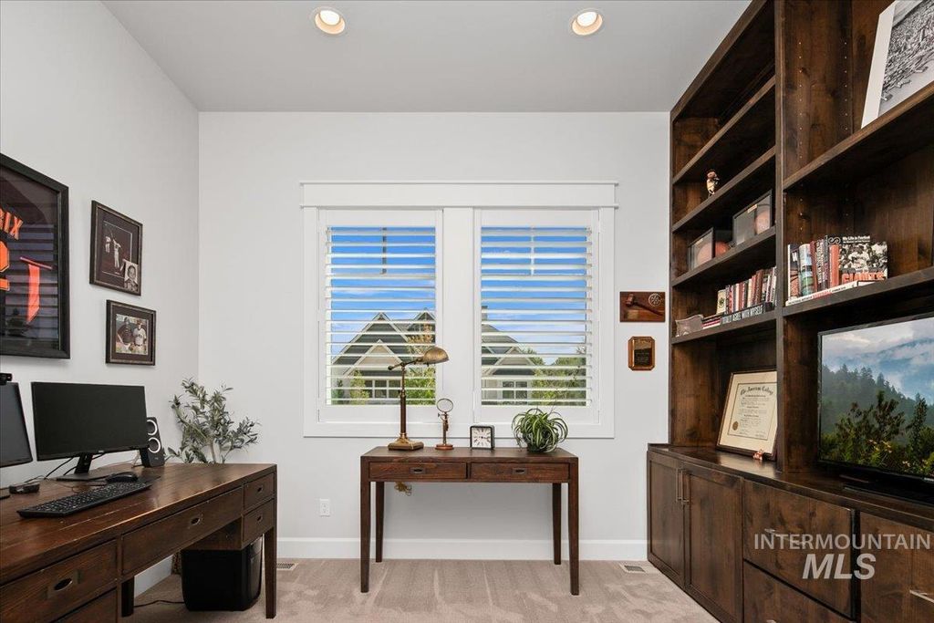 1624 E Crowne Pointe Drive, Eagle, ID 83616 photo 27