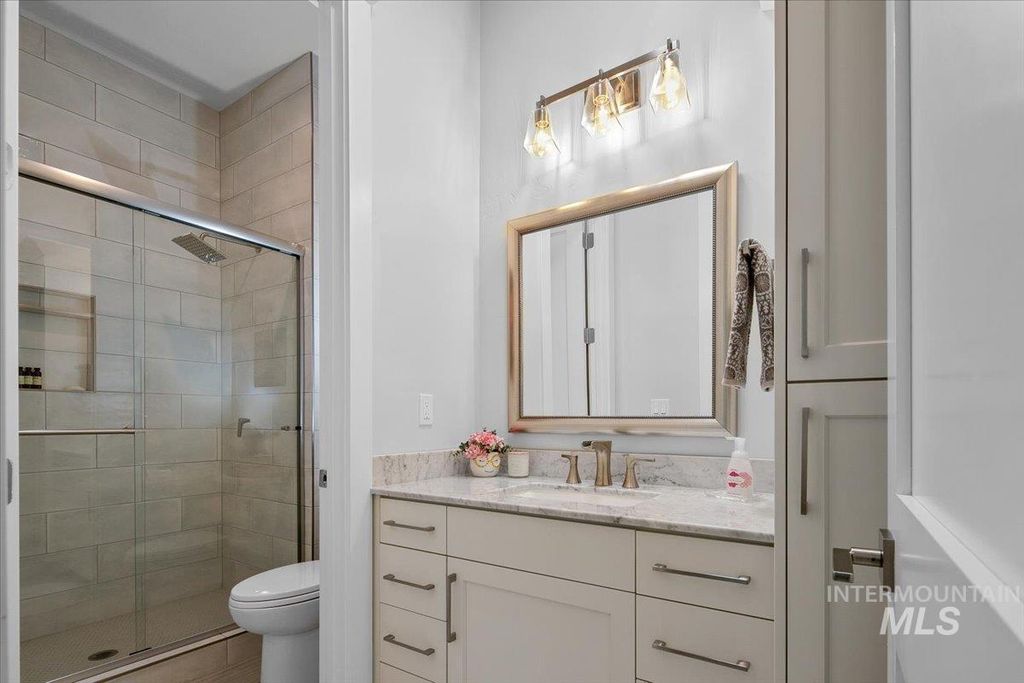 1624 E Crowne Pointe Drive, Eagle, ID 83616 photo 35