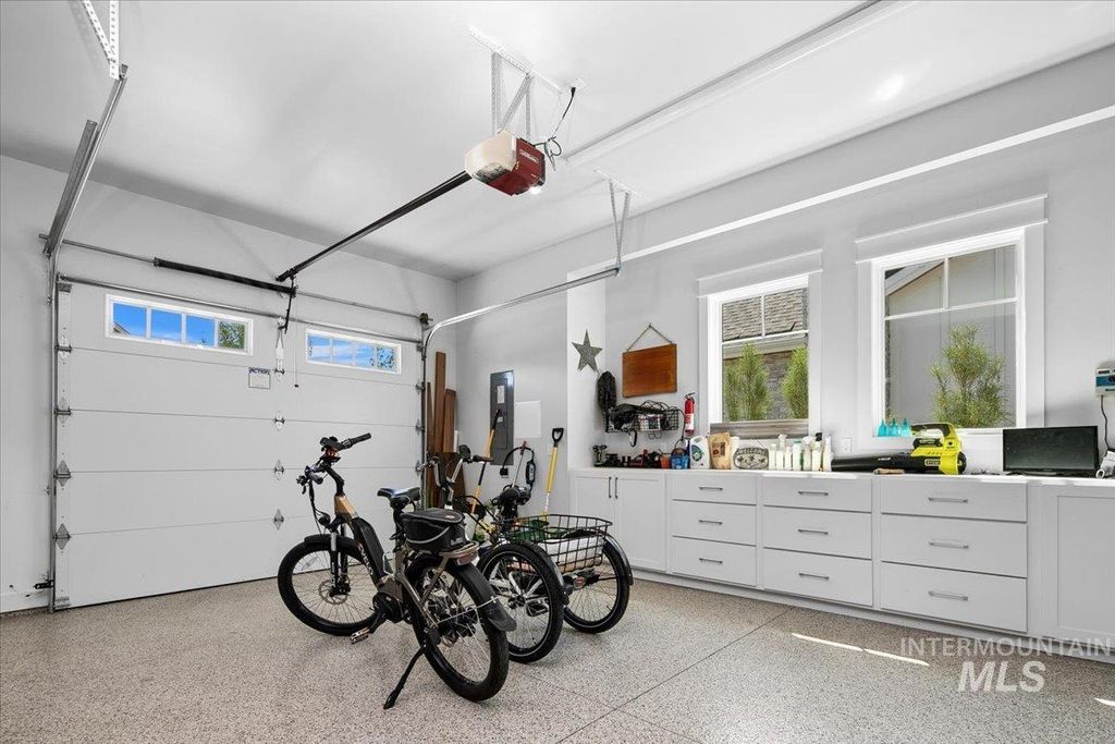 1624 E Crowne Pointe Drive, Eagle, ID 83616 photo 41