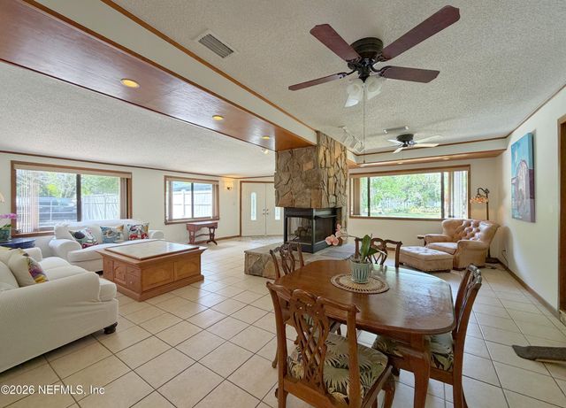 601 VERNON Avenue, Crescent City, FL 32112