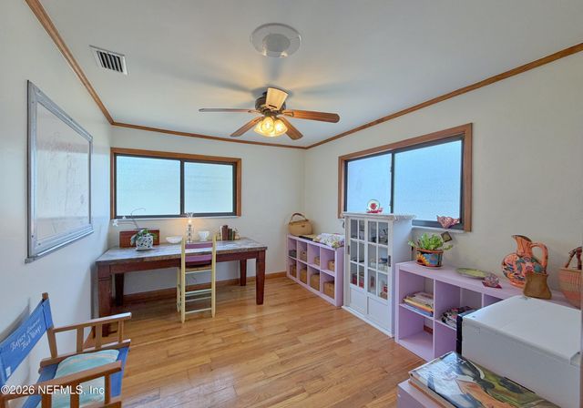 601 VERNON Avenue, Crescent City, FL 32112