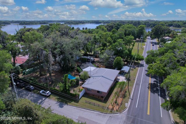 601 VERNON Avenue, Crescent City, FL 32112