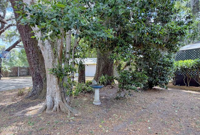 601 VERNON Avenue, Crescent City, FL 32112
