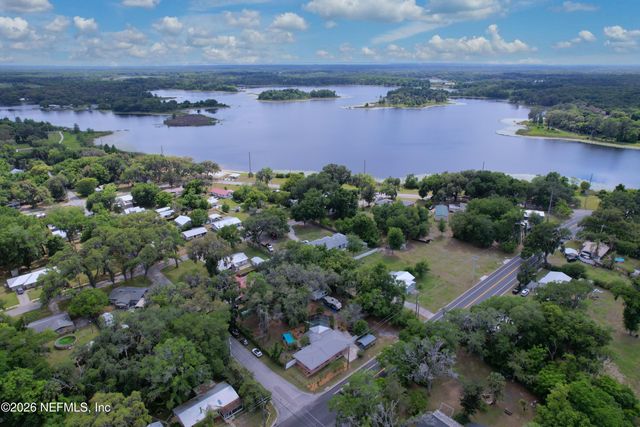 601 VERNON Avenue, Crescent City, FL 32112