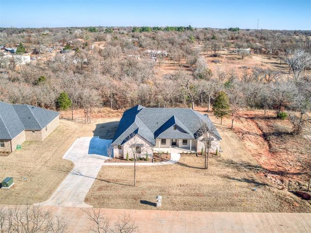 10948 Sandstone Ridge Way, Guthrie, OK 73044