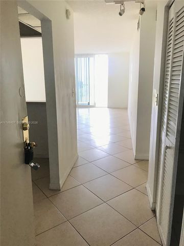 16950 W Dixie Hwy A631 Hwy 631 631, North Miami Beach, FL 33160