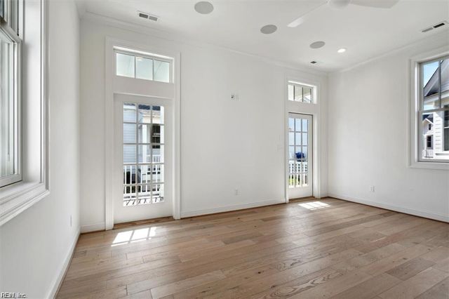 9529 23rd Bay ST, Norfolk, VA 23518