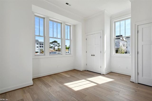 9529 23rd Bay ST, Norfolk, VA 23518