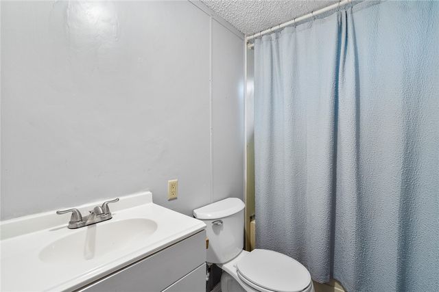 216 Woodtrail Drive, Williamston, SC 29697