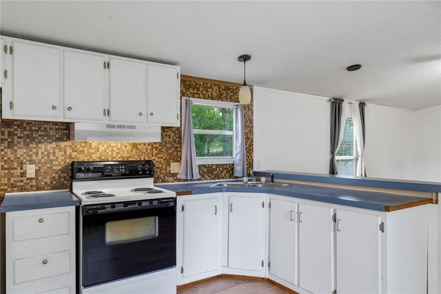 216 Woodtrail Drive, Williamston, SC 29697