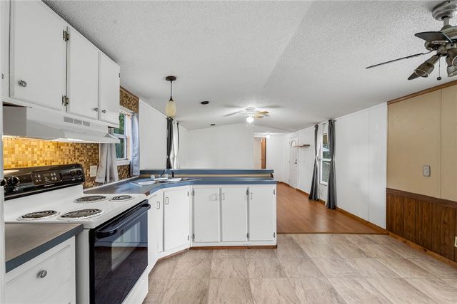216 Woodtrail Drive, Williamston, SC 29697