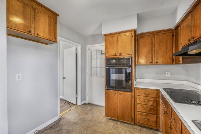 642 Albany Dr, Hermitage, TN 37076