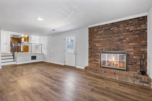 642 Albany Dr, Hermitage, TN 37076