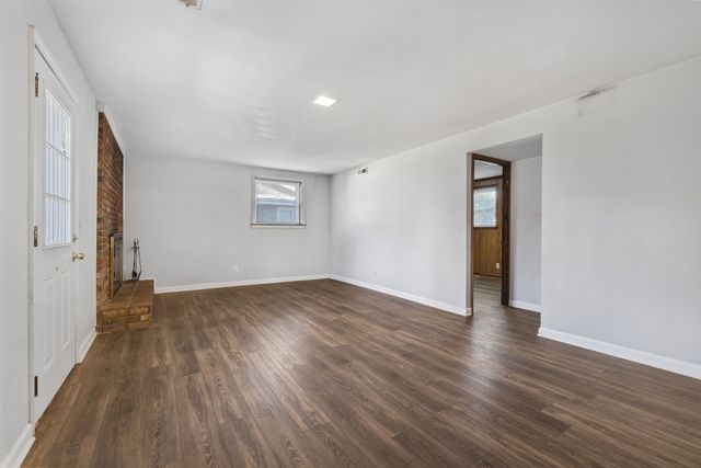 642 Albany Dr, Hermitage, TN 37076