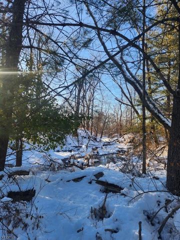 256 Amwell Rd, Hillsborough Twp., NJ 08844