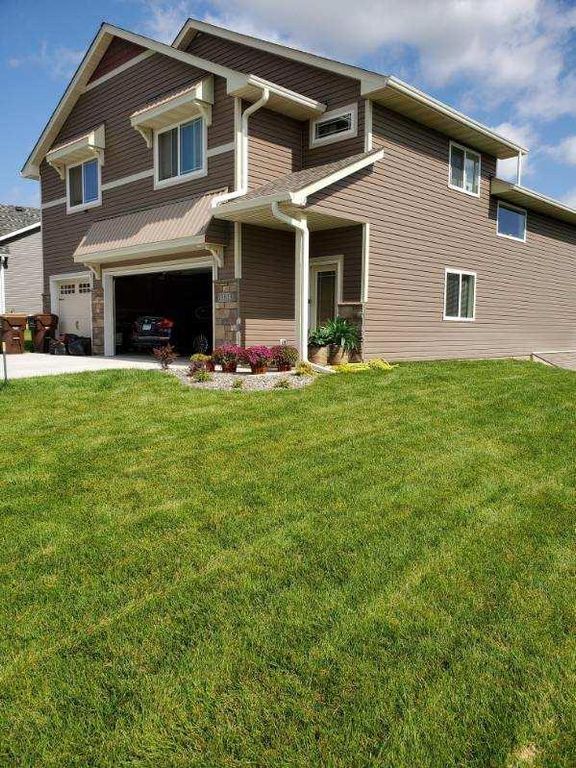 19013 Johnson Street NW, Elk River, MN 55330