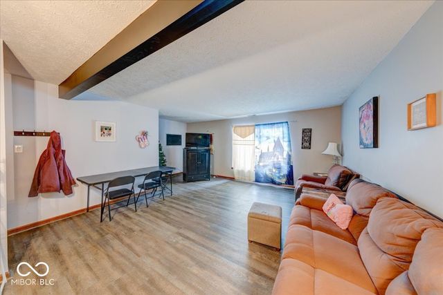 1763 Wellesley Lane 2A, Indianapolis, IN 46219