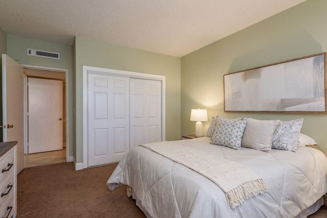 880 MANDALAY AVENUE N404, Clearwater Beach, FL 33767