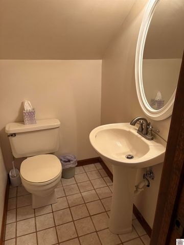 401 Tudor Blvd, Paducah, KY 42003