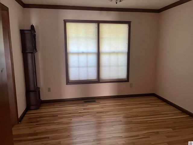 401 Tudor Blvd, Paducah, KY 42003